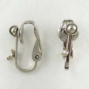 E22 Clip-on Earrings