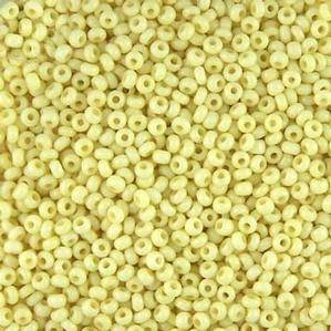 G12-006 10/0 Seed Bead - Light Beige Opaque