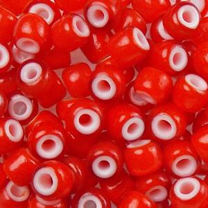 G208-014 White Hearts - Red Opaque