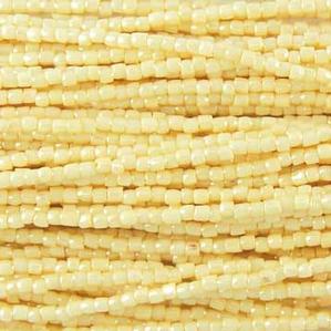 G3/12-806 12/0 3 Cut Eggshell Pearl