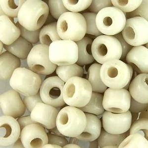 G420-004 Crow Beads - Bone White Opaque
