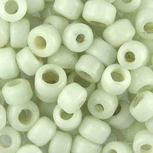 G420-005 Crow Beads - White Opaque