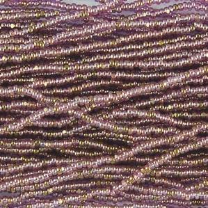 G4X-687 13/0 Charlotte Cut-Amethyst/Gold Tran Lus