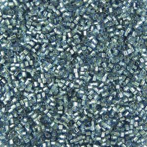 G6-262 15/0 Hex Cut - Light Blue Silverlined