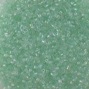 G6-342 15/0 Hex Cut - Mint Green Iris