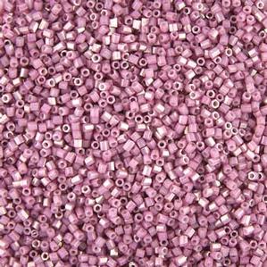 G6-674 15/0 Hex Cut - Cheyenne Pink Luster