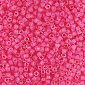 G7D-076 Delica - Rose Opaque (DB1371)