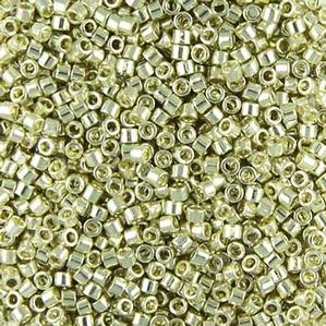 G7D-4409 Delica - Silver Metallic (DB35)