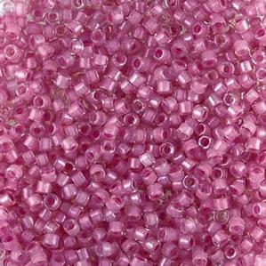 G7D-584 Delica -Lined Pale Lilac Iris (DB72)