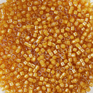 G7D-592 Delica- White Lined Topaz AB (DB1778)