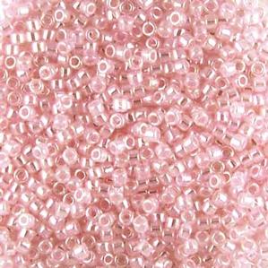 G7D-672 Delica - Pale Pink Luster (DB234)