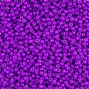 G7J-687  11/0 Seed Lavender Luster