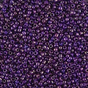 G7J-689  11/0 Seed Royal Purple  Luster