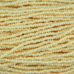 G7X-807 11/0 Seed - Cream Supra Pearl
