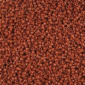 G8-095 15/0 Seed - Rust Opaque