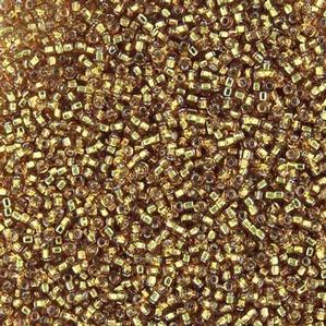 G8-200 15/0 Seed - Gold Silverlined