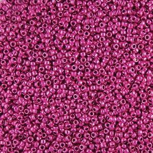 G8-477 15/0 Seed - Hot Pink Metallic