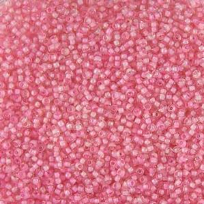 G8-576 15/0 Seed - Dark Pink Colorlined