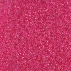 G8-677 15/0 Seed - Hot Pink Luster