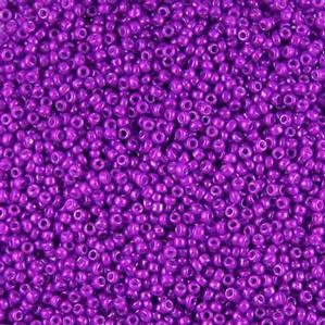 G8-688 15/0 Seed - Dark Lavender Luster