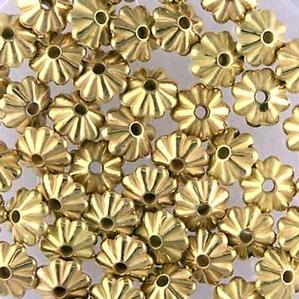 S1-18 6mm Daisy Gold Plated