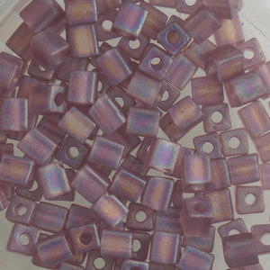 G38-9382 4mm Cube Ameythyst Iris Matte
