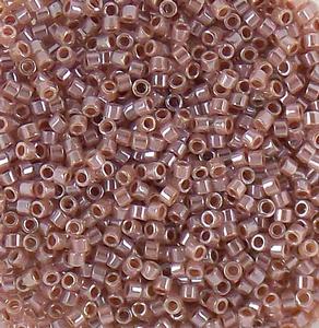 G7D-891 Delica - Lt Cinnamon Pearl  (DB256)