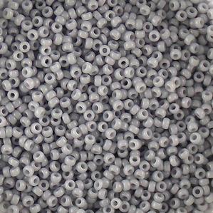 G8-004 15/0 Seed - Light Gray Opaque